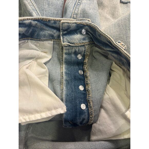 Daze Women's Light Wash Button Fly Straight Leg Whiskering Ripped Jeans Size 28 - Picture 10 of 11